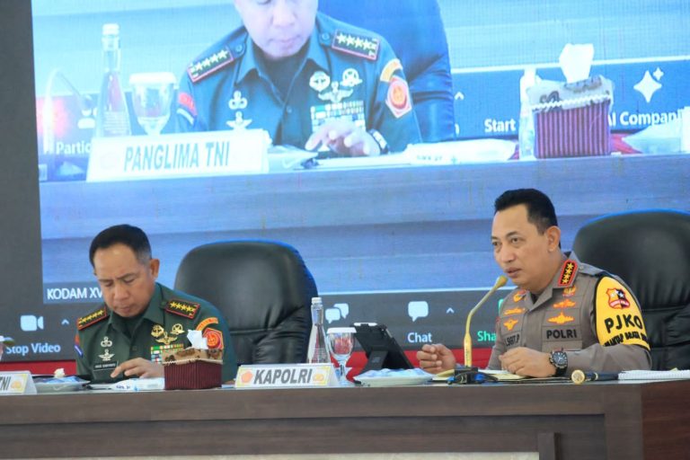 Datang ke Jayapura, Kapolri dan Panglima TNI Gelar Pertemuan Bahas Situasi Keamanan di Papua
