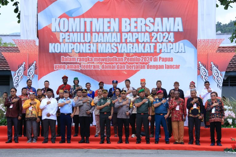 Masyarakat Papua Bersama Kapolri dan Panglima TNI Gelar Deklarasi Damai Pemilu 2024