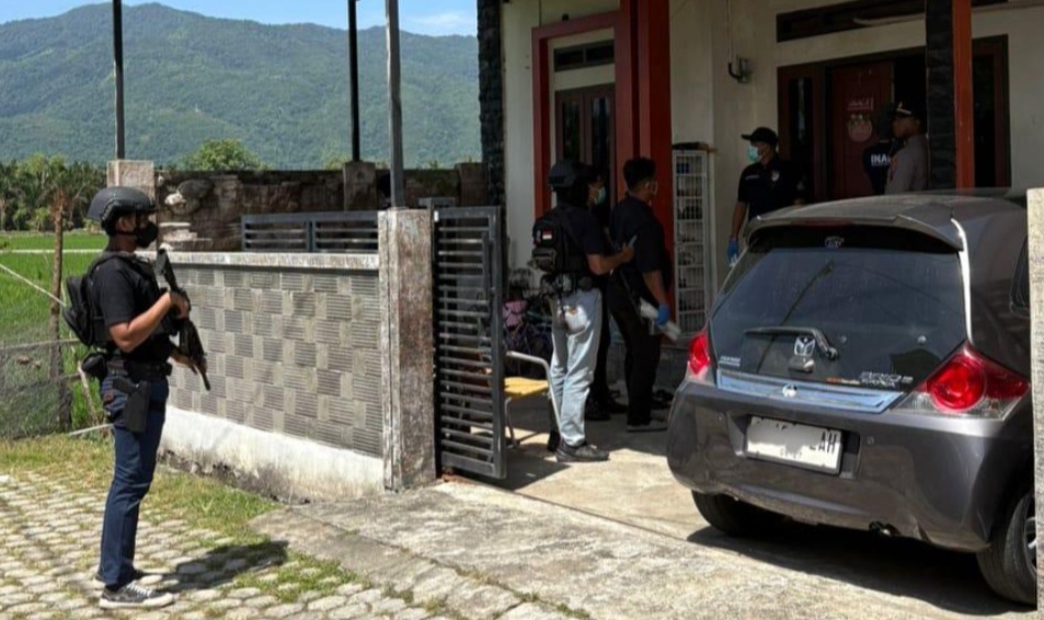 Densus 88 Antiteror Polri Tangkap Dua ASN di Banda Aceh