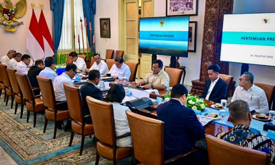 Pemerintah Percepat Realisasi Program Listrik untuk 5.700 Desa dan 4.400 Dusun