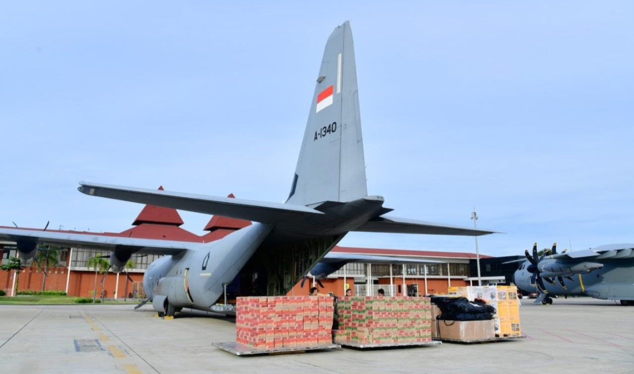 Empat Pesawat Bawa Bantuan Pemerintah Pusat untuk Korban Banjir dan Longsor di Sumut, Sumbar dan Aceh 