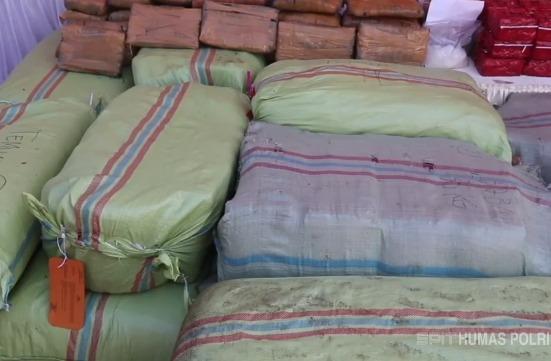 Gelar Operasi Selama 3 Bulan, Polda Aceh Ungkap Peredaran 1,3 Ton Ganja dan Ringkus 22 Tersangka