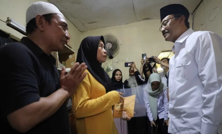 Kementerian Sosial Berikan Santunan Sebesar Rp.15 Juta untuk Setiap Korban Meninggal Dunia dalam Unjuk Rasa