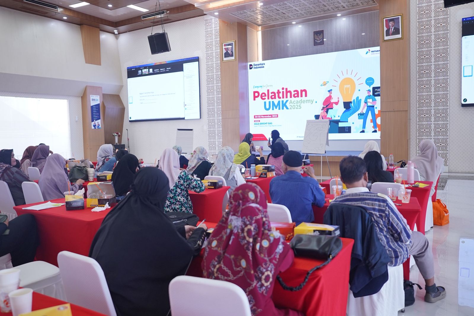 Pertamina Patra Niaga Sulawesi Gelar UMK Academy Batch 3, Dorong Pelaku Usaha Kembangkan Bisnis Berkelanjutan dan Berbasis Riset Pasar
