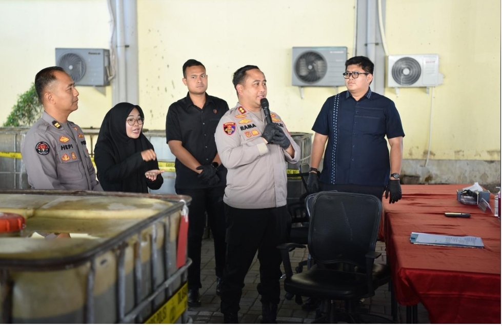 Polisi Ringkus Satu Tersangka Penimbunan 17 Ribu Liter Solar Subsidi di Gresik 